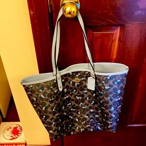 Coach Purse Like New